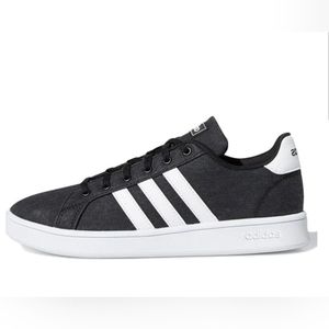 Boys Size 6 (big boys) Adidas Grand Court Sneakers